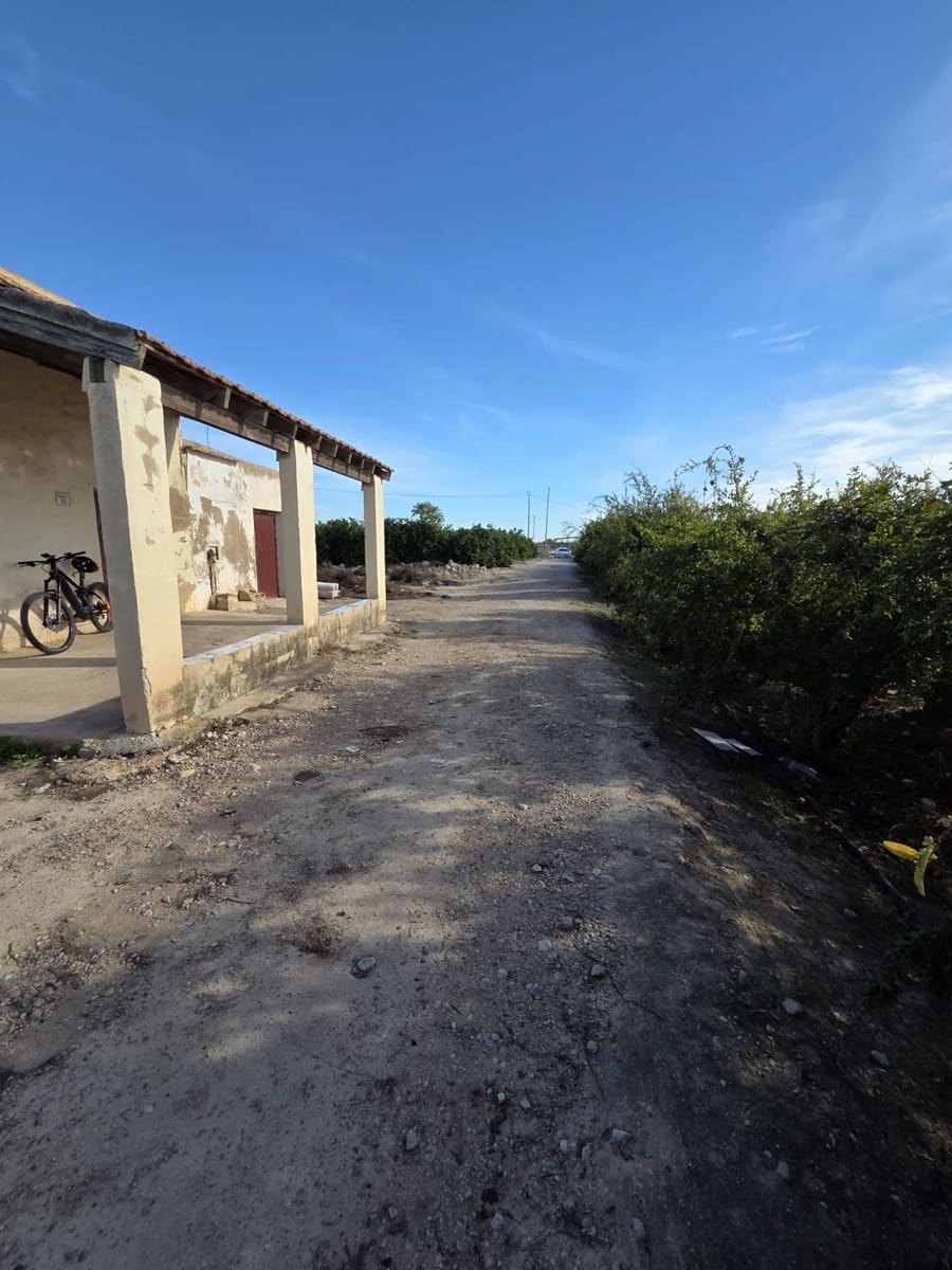 Finca/Landhuis te koop in Albatera - € 170.000 (Ref: 9752218)
