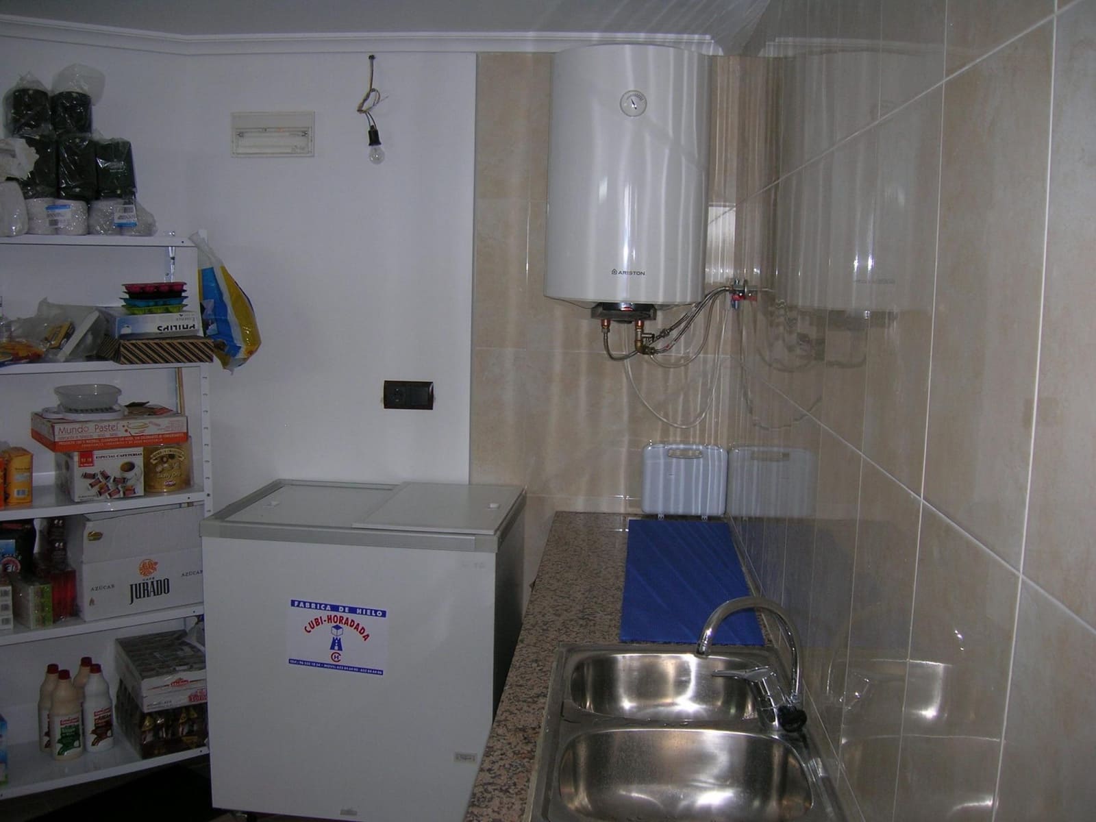 Commercial for sale in Torrevieja - € 450,000 (Ref: 9752222)