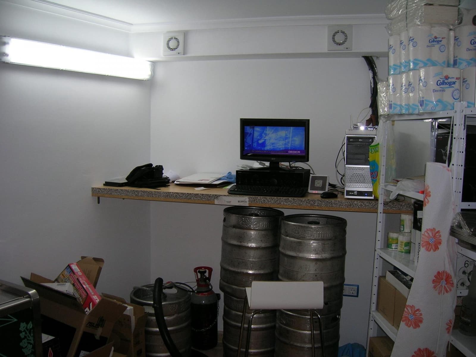 Commercial for sale in Torrevieja - € 450,000 (Ref: 9752222)