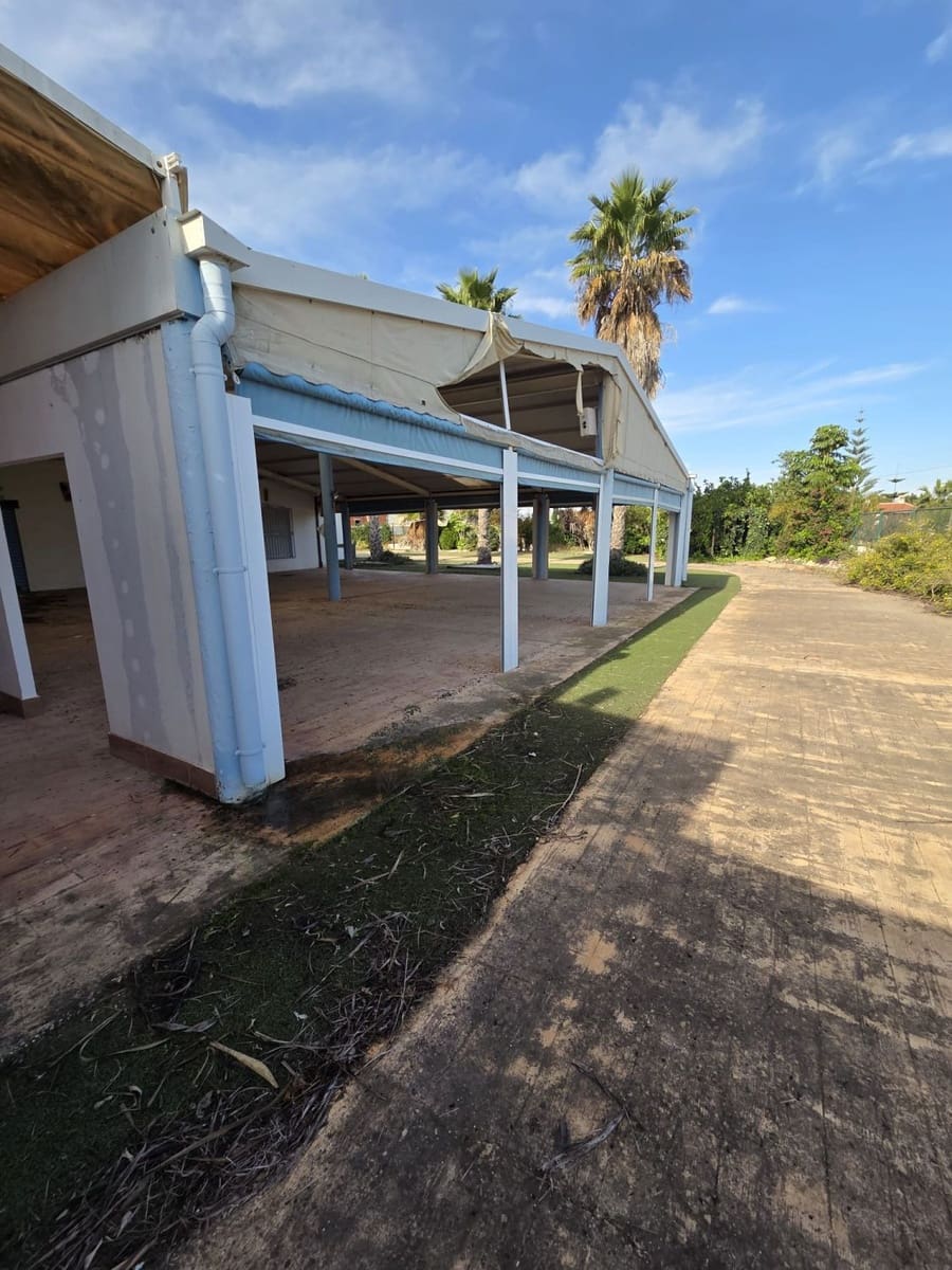 Local Comercial en Callosa de Segura en venta - 1.400.000 € (Ref: 9752228)