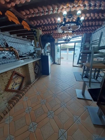 Local Comercial en Playa de los Náufragos, Torrevieja en venta - 550.000 € (Ref: 9752229)