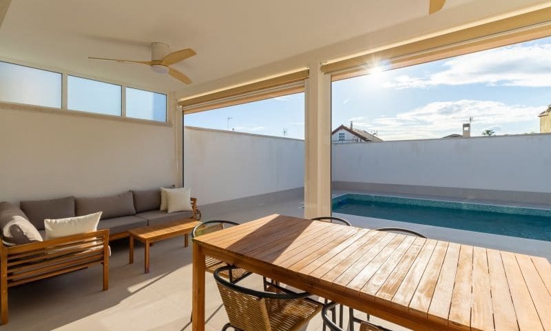 3 soverom Villa til salgs i Torrevieja - € 459 000 (Ref: 9752233)