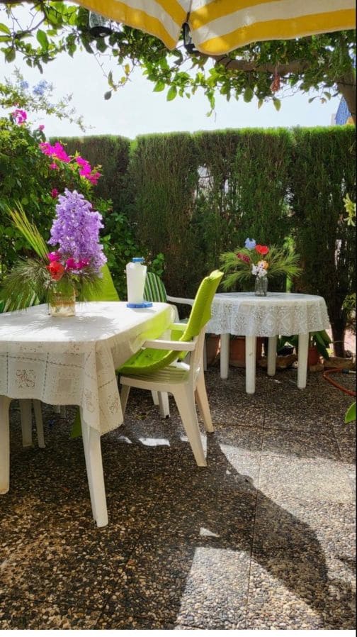 2 quarto Bungalow para venda em Orihuela Costa - 160 000 € (Ref: 9752246)