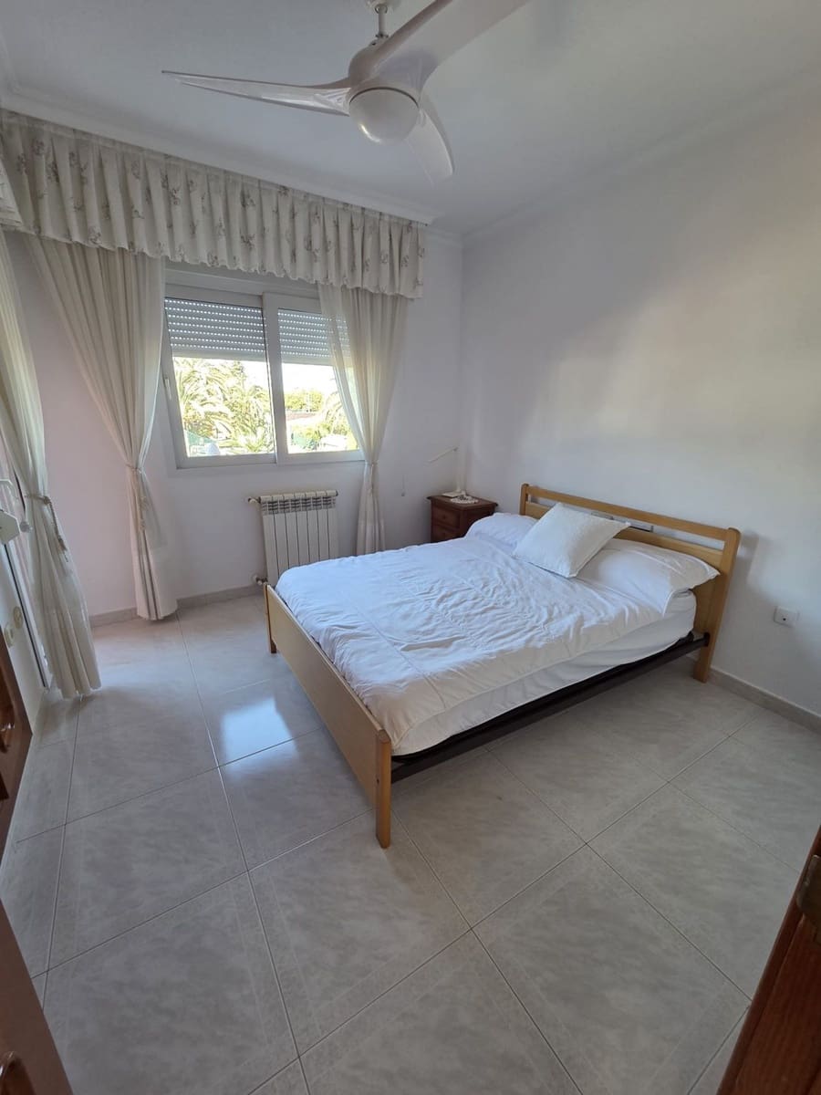 5 bedroom Villa for sale in Campoamor with garage - € 860,000 (Ref: 9752255)