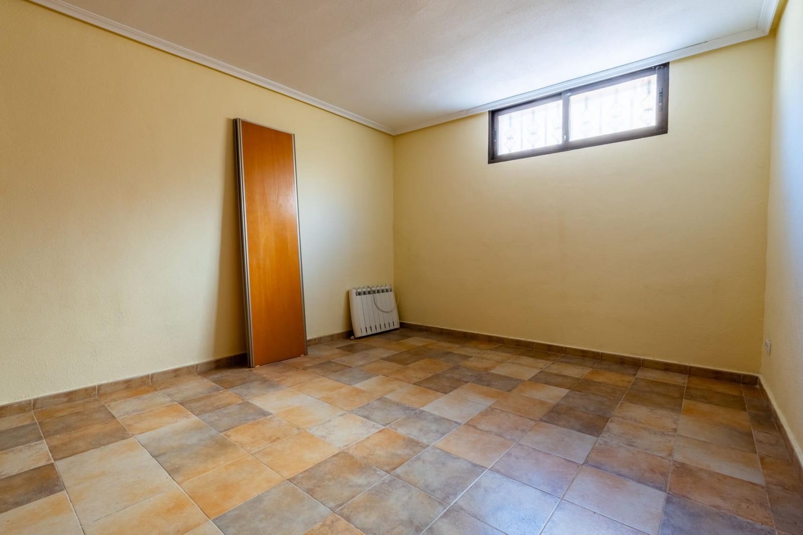 Chalet de 6 habitaciones en Orihuela Costa en venta con piscina - 365.000 € (Ref: 9752256)