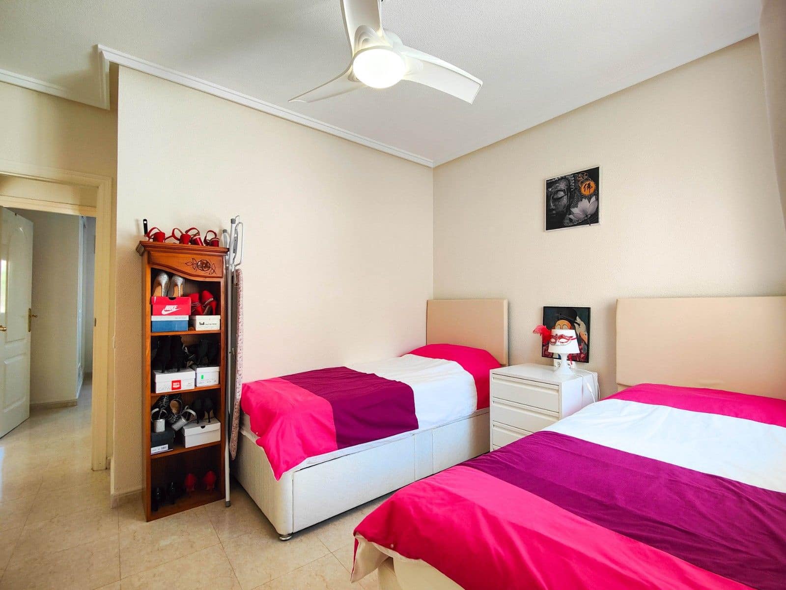 2 bedroom Villa for sale in Dona Pepa with garage - € 229,900 (Ref: 9755883)