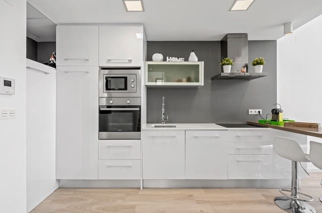 3 sypialnia Willa na sprzedaż w Lomas de Cabo Roig - Los Dolses, Orihuela z basenem - 425 000 € (Ref: 9759145)