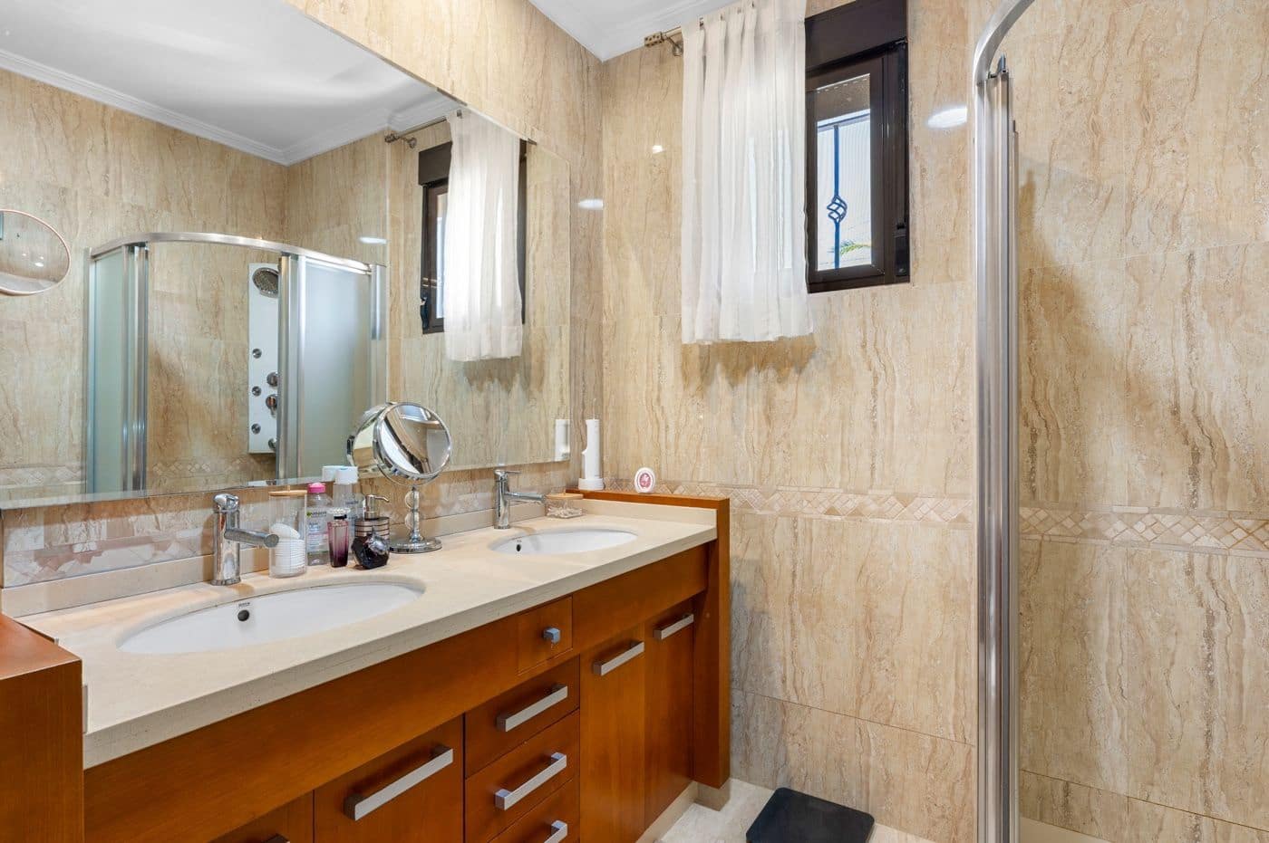 5 sypialnia Finka/Dom wiejski na sprzedaż w Crevillente / Crevillent z basenem garażem - 599 000 € (Ref: 9759149)