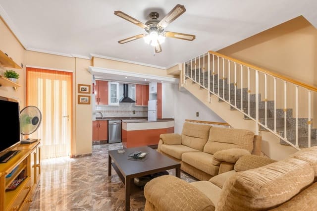 4 chambre Appartement à vendre à Centro, Los Alcázares avec garage - 199 000 € (Ref: 9762114)