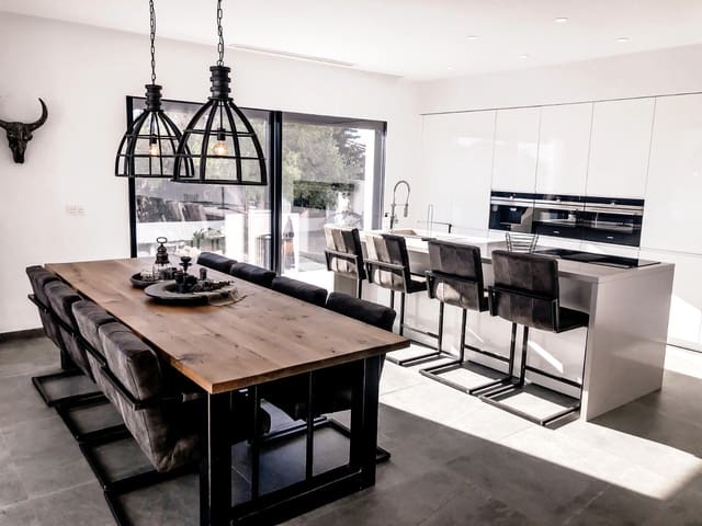 6 chambre Villa/Maison à vendre à Ciudad Quesada, Rojales avec piscine garage - 2 300 000 € (Ref: 9762123)