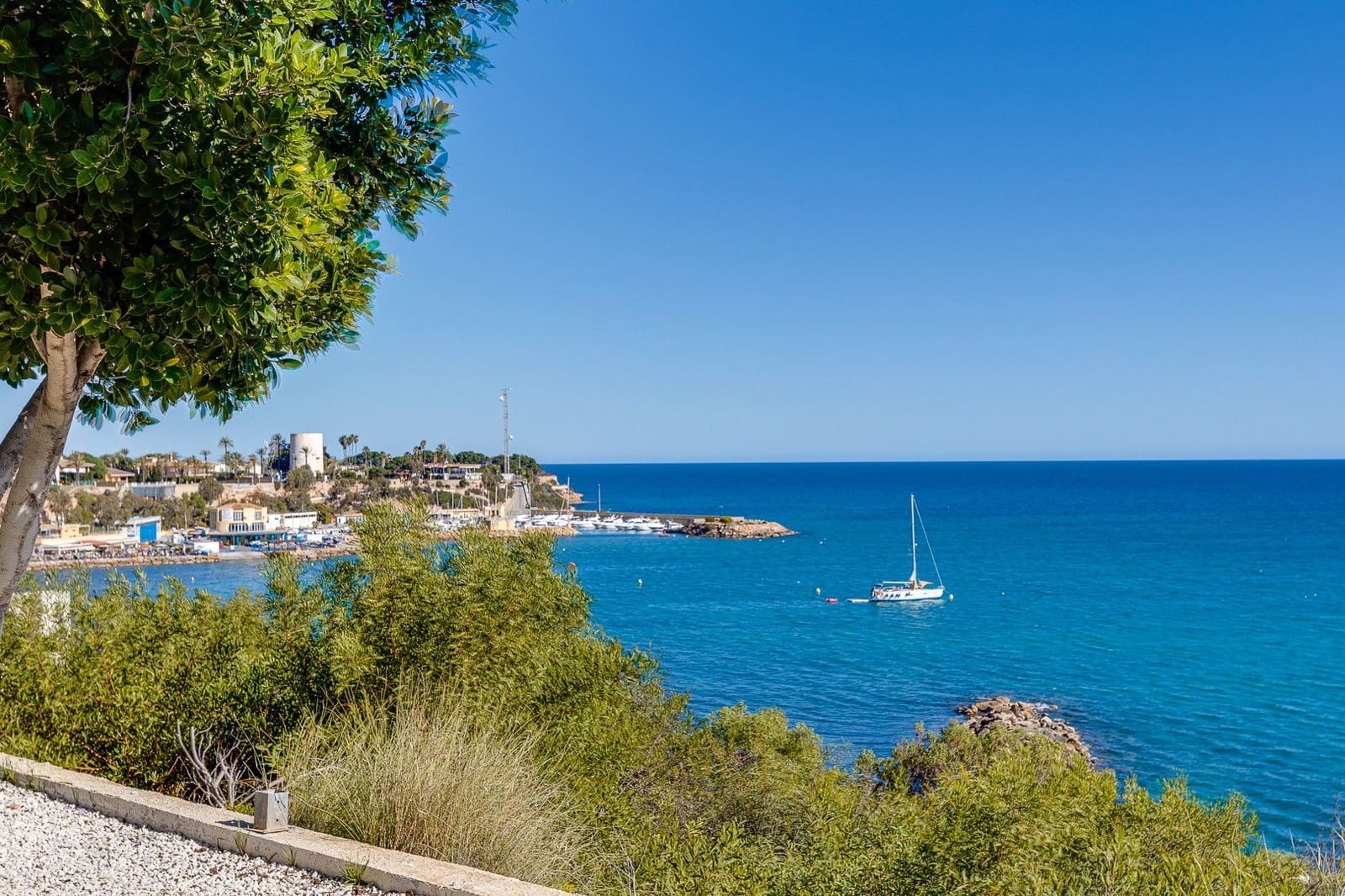 2 slaapkamer Bungalow te koop in Orihuela Costa - € 139.900 (Ref: 9762124)