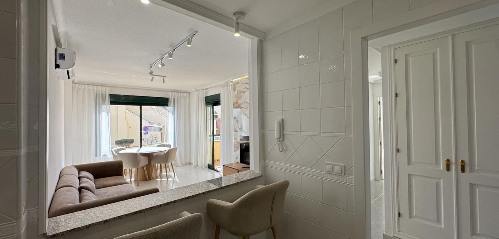 2 sypialnia Apartament na sprzedaż w Filipinas - 249 000 € (Ref: 9762126)