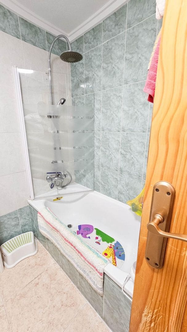 2 chambre Appartement à vendre à Torrevieja avec piscine - 119 000 € (Ref: 9762127)