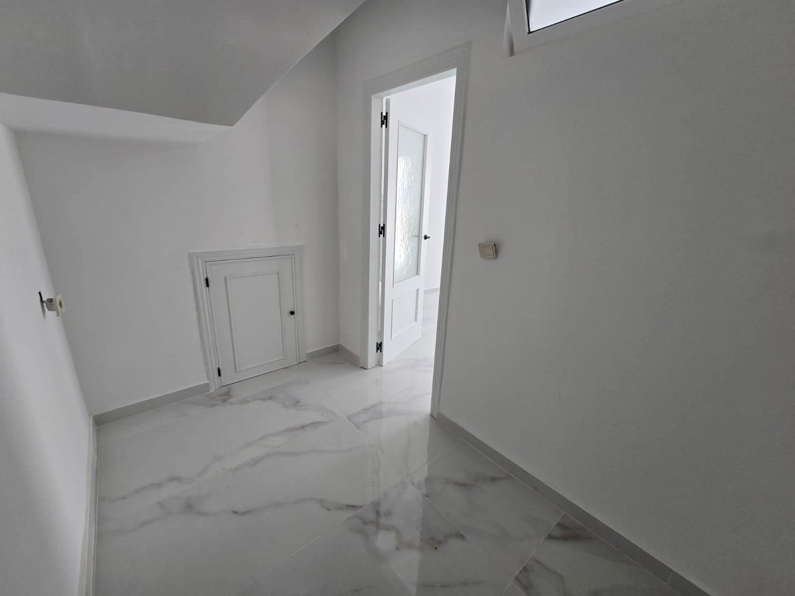 3 sypialnia Apartament na sprzedaż w Torrevieja z basenem - 194 900 € (Ref: 9762129)