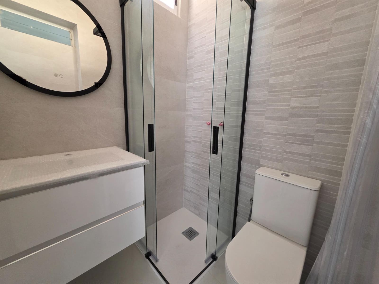 3 sypialnia Apartament na sprzedaż w Torrevieja z basenem - 194 900 € (Ref: 9762129)