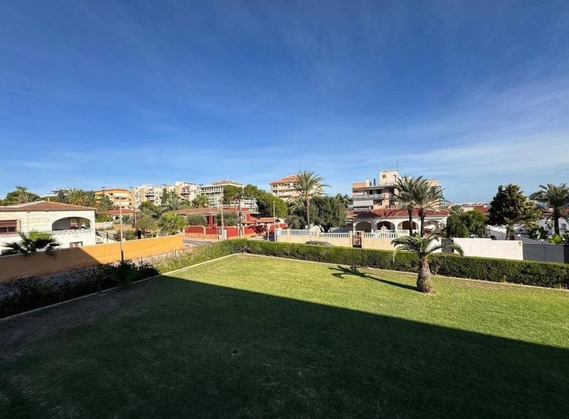 3 soverom Leilighet til salgs i Punta Prima med svømmebasseng - € 339 700 (Ref: 9762131)