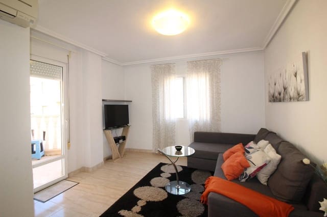 Apartamento de 2 habitaciones en Centro, Torrevieja en venta con piscina - 130.200 € (Ref: 9763681)