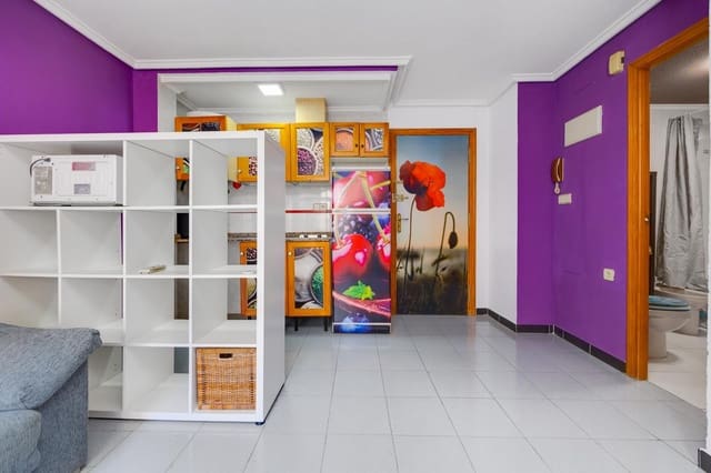 1 chambre Appartement à vendre à Centro, Torrevieja avec piscine - 99 990 € (Ref: 9763683)