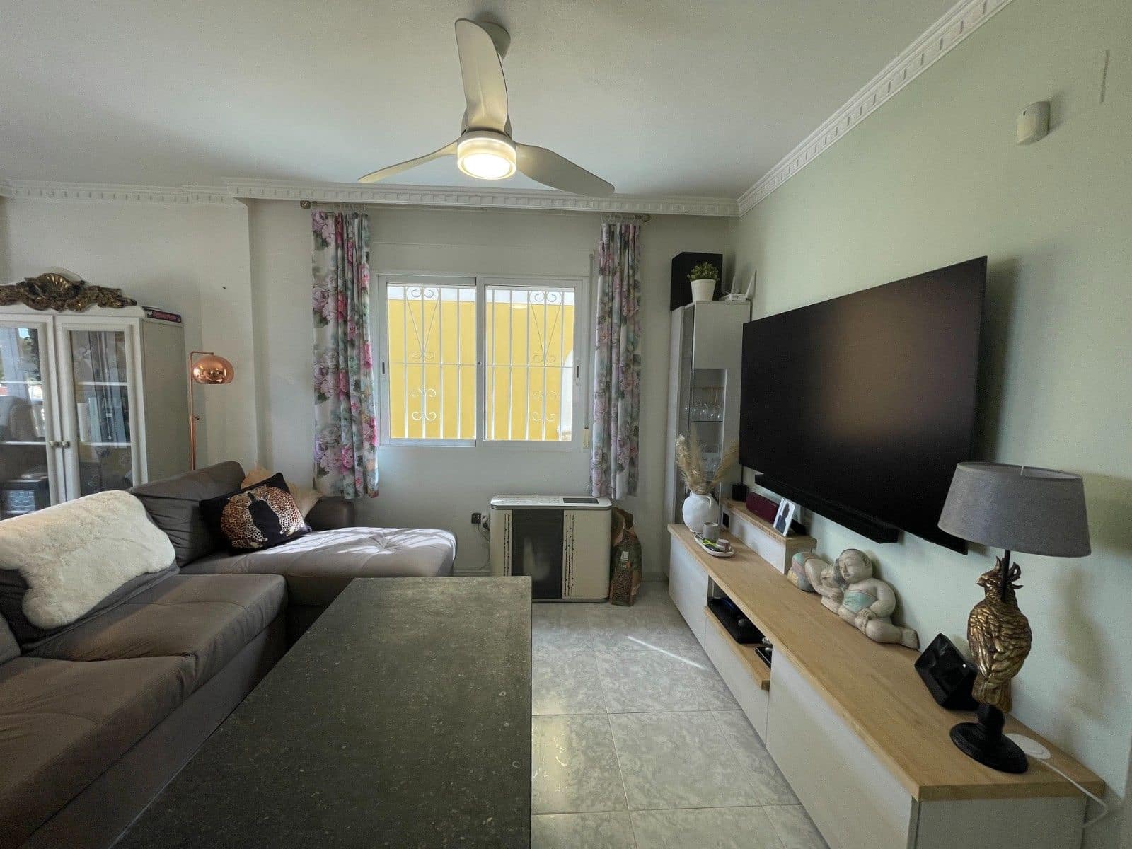 Chalet de 3 habitaciones en San Fulgencio en venta - 310.000 € (Ref: 9763694)