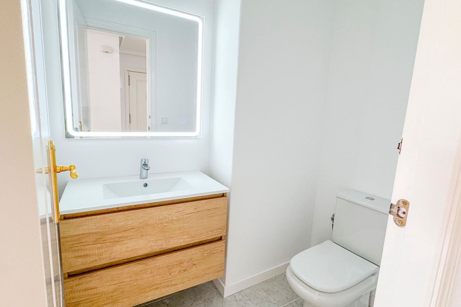 2 bedroom Apartment for sale in Filipinas with pool - € 249,000 (Ref: 9765141)