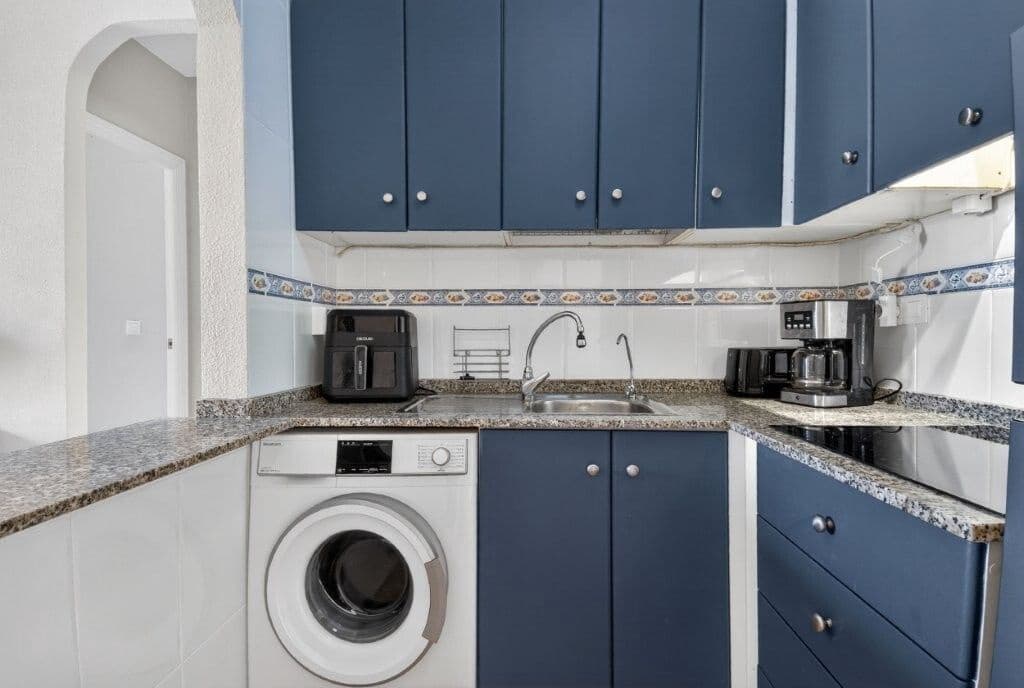 Ático de 2 habitaciones en Torrevieja en venta con piscina - 149.000 € (Ref: 9770813)