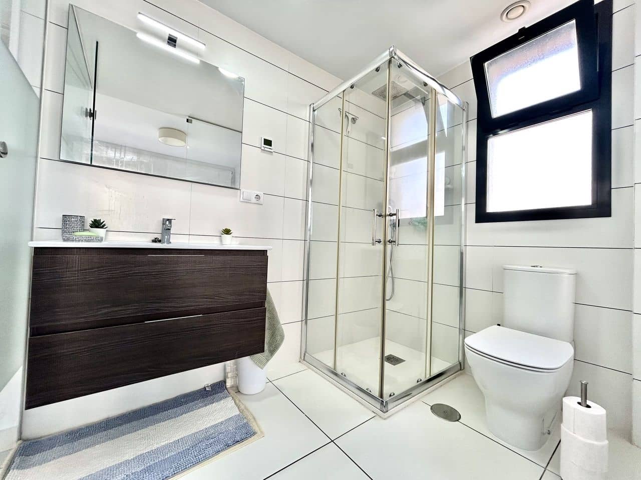 2 makuuhuone Huoneisto myytävänä paikassa Villamartin mukana 
autotalli - 229 500 € (Ref: 9773264)