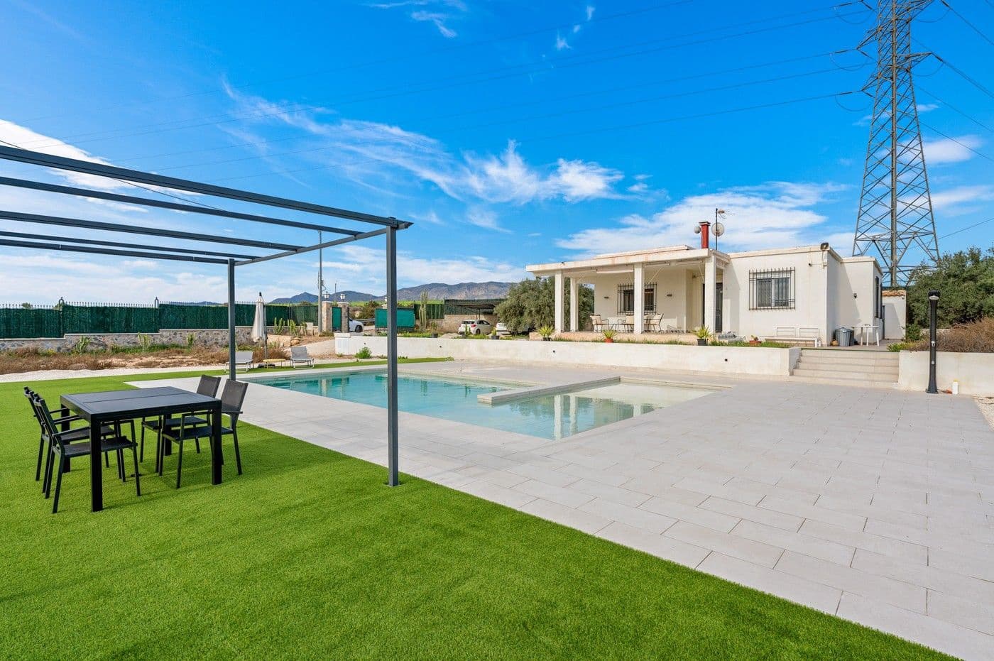 3 camera da letto Villa in vendita in Matola con piscina garage - 370.000 € (Rif: 9778307)