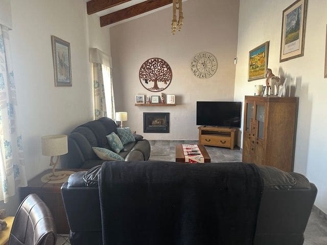 5 sypialnia Finka/Dom wiejski na sprzedaż w San Miguel de Salinas - 425 000 € (Ref: 9778309)