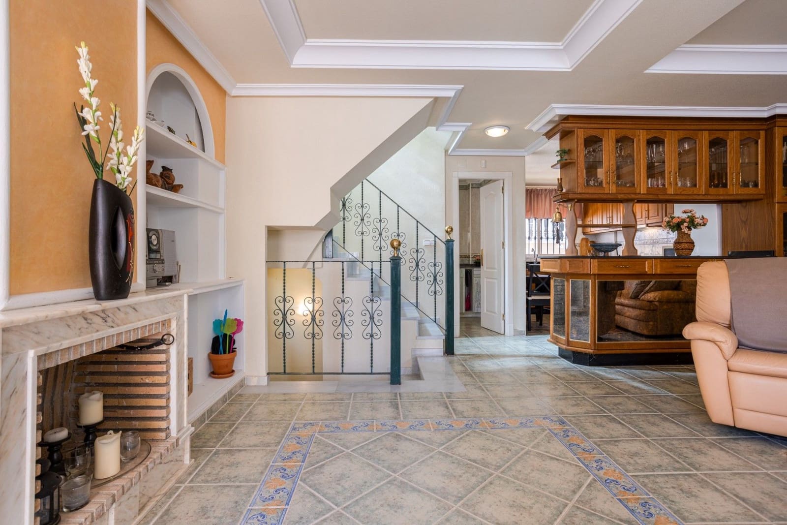 2 chambre Villa/Maison à vendre à Guardamar del Segura avec garage - 290 000 € (Ref: 9778310)