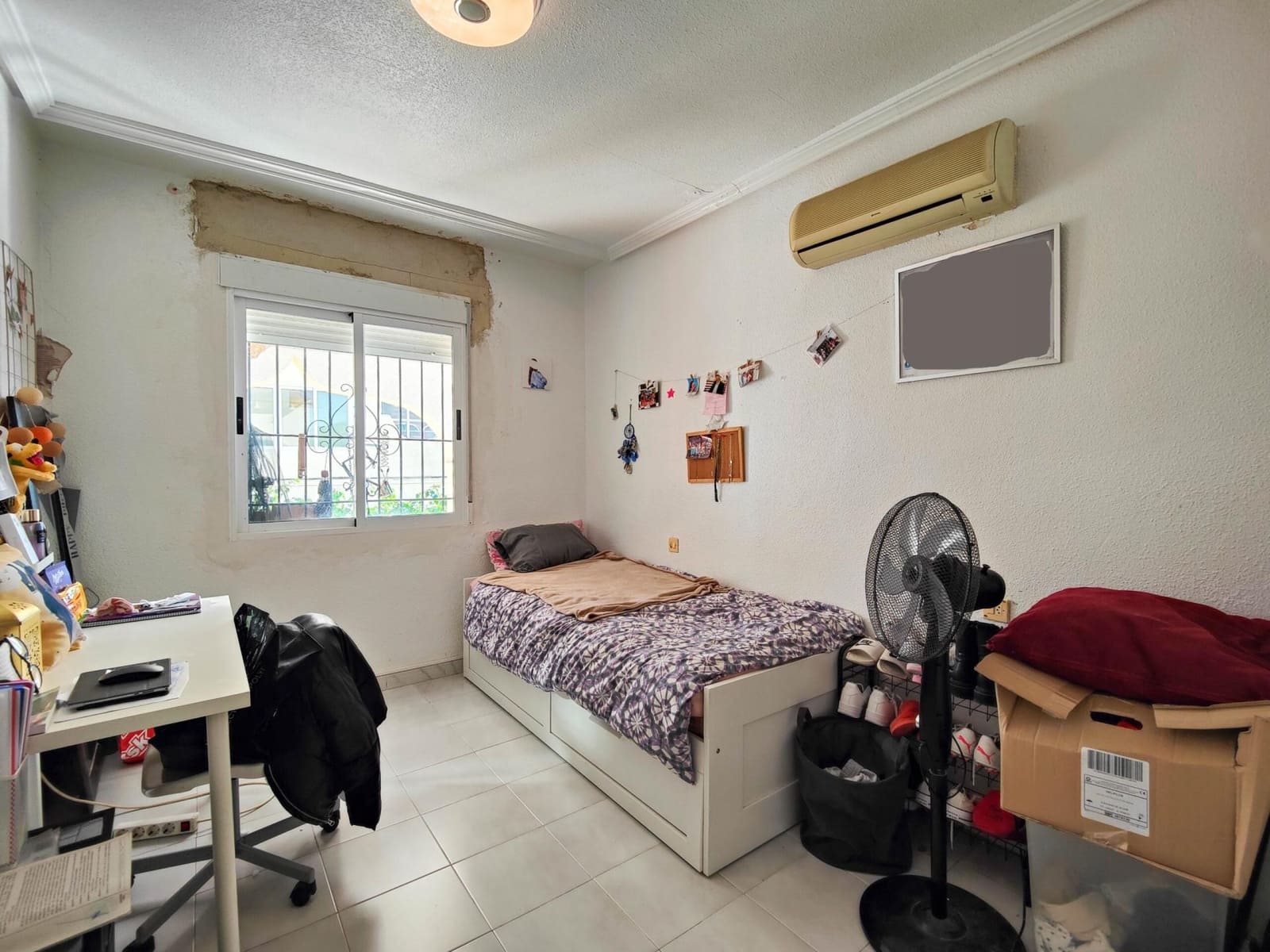 4 soveværelse Semi-Rækkehus til salg i San Miguel de Salinas med swimmingpool - € 189.900 (Ref: 9778316)