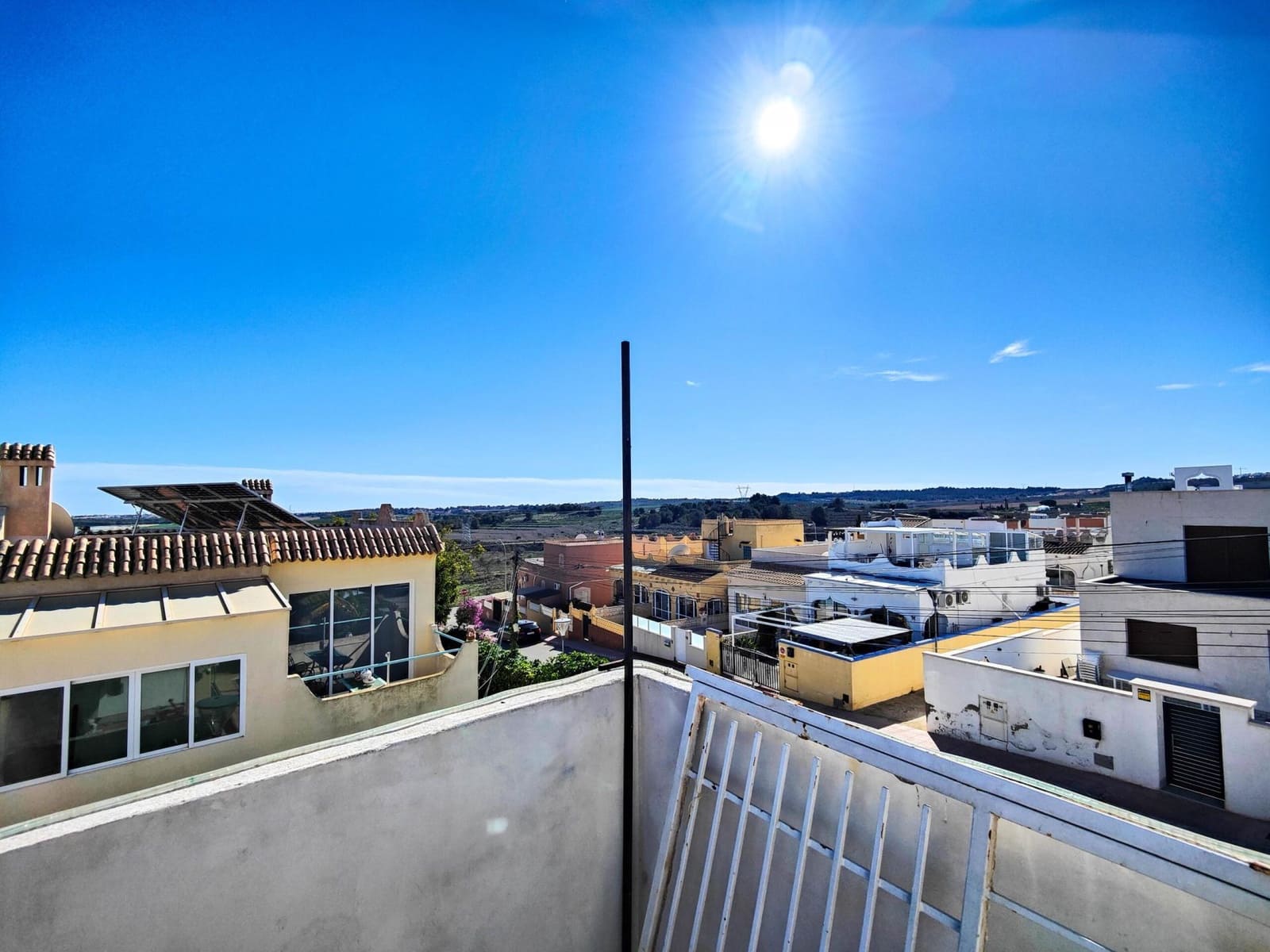 4 soveværelse Semi-Rækkehus til salg i San Miguel de Salinas med swimmingpool - € 189.900 (Ref: 9778316)