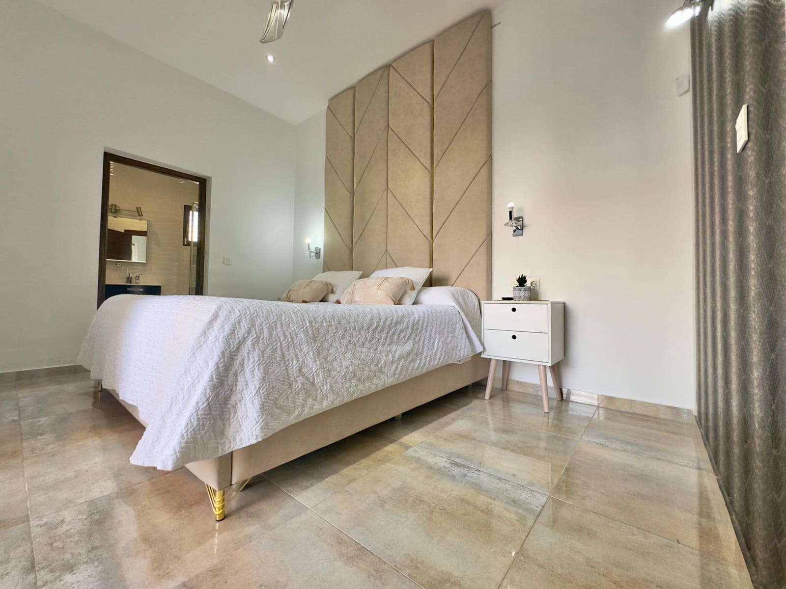 4 bedroom Villa for sale in Torre de la Horadada with pool - € 595,000 (Ref: 9778319)