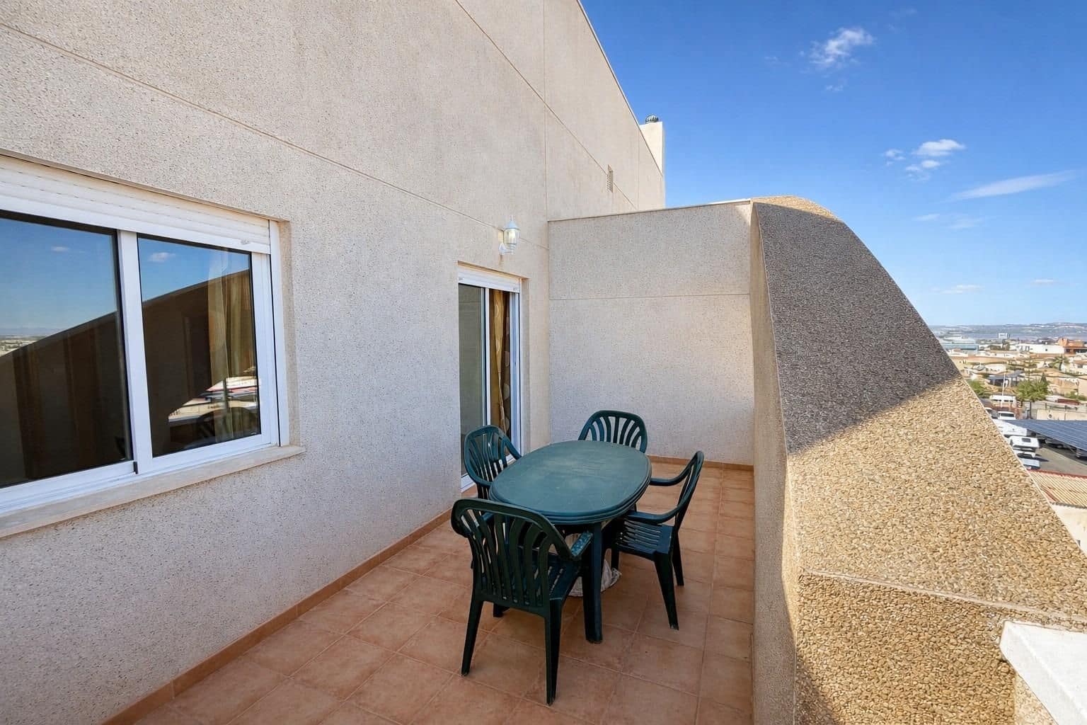 2 slaapkamer Penthouse te koop in Torrevieja met zwembad garage - € 155.000 (Ref: 9778321)