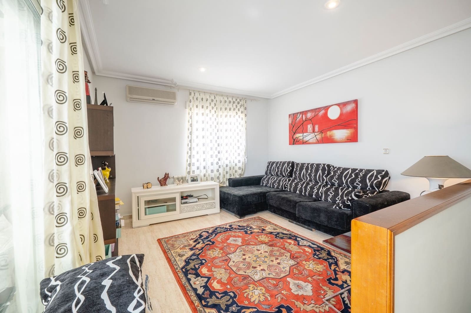 4 bedroom Terraced Villa for sale in Guardamar del Segura with pool garage - € 395,000 (Ref: 9778324)