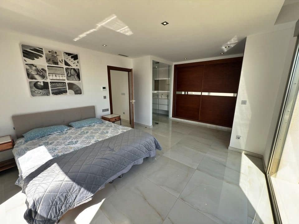 5 soveværelse Villa til salg i Orihuela Costa - € 859.900 (Ref: 9778331)