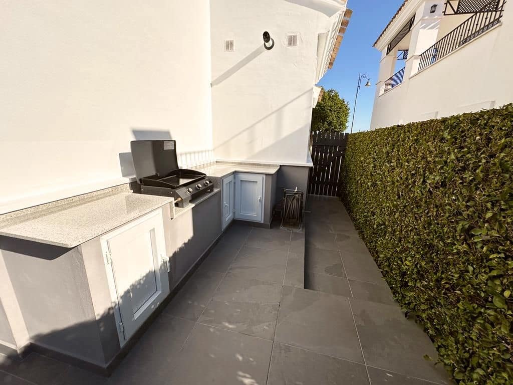 2 soveværelse Villa til salg i Roldan - € 259.950 (Ref: 9780732)