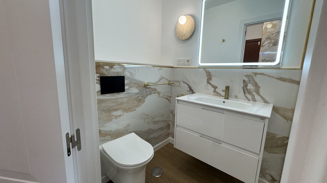 2 sypialnia Penthouse na sprzedaż w Orihuela Costa z basenem - 248 995 € (Ref: 9780735)