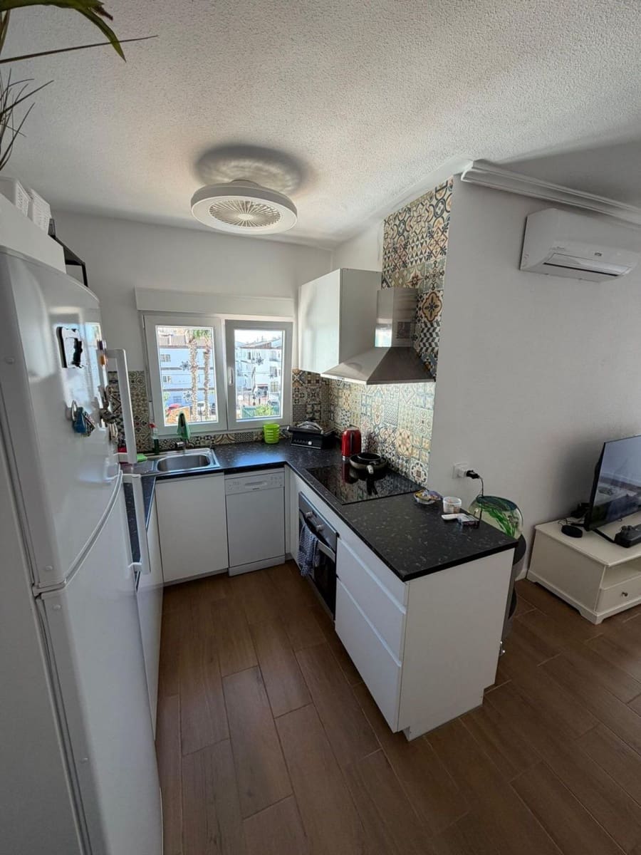 2 chambre Appartement à vendre à Punta Prima avec piscine - 169 000 € (Ref: 9780736)