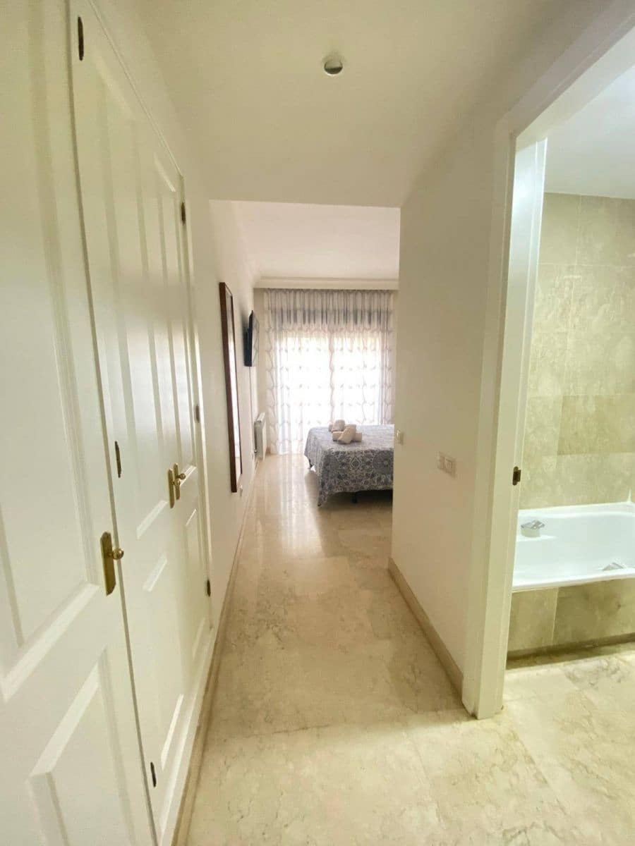 3 camera da letto Appartamento in vendita in Roda con piscina - 215.000 € (Rif: 9780739)