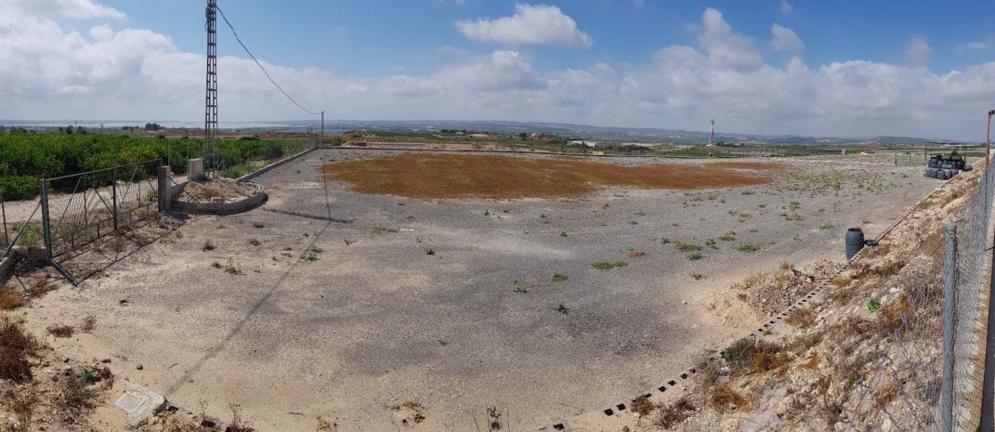 2 sovrum Finca/Hus på landet till salu i Los Montesinos - 380 000 € (Ref: 9780740)