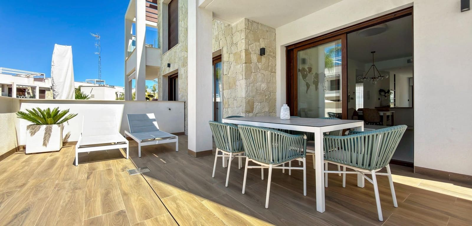 2 makuuhuone Huoneisto myytävänä paikassa Los Balcones mukana 
autotalli - 312 500 € (Ref: 9786742)