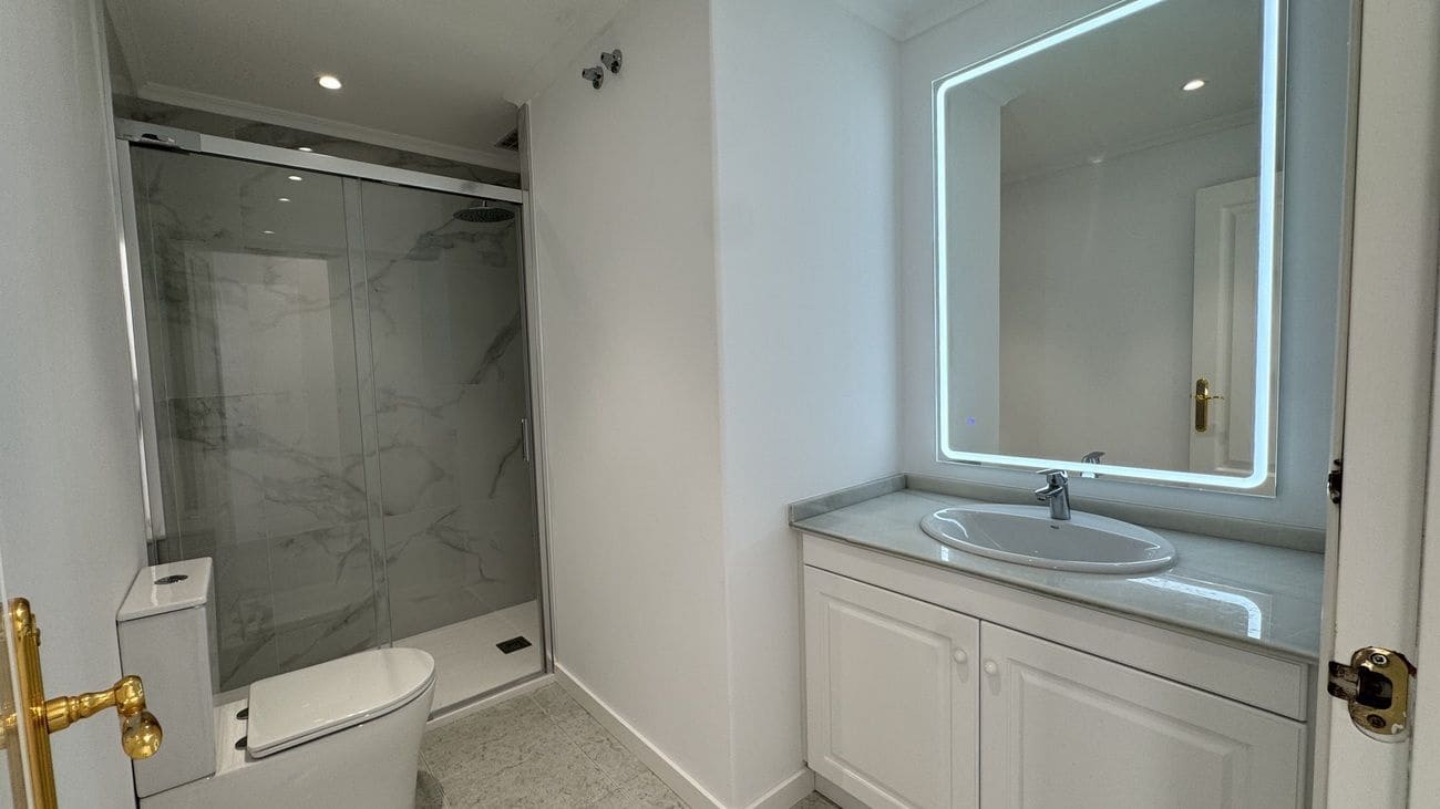 2 makuuhuone Huoneisto myytävänä paikassa Orihuela Costa mukana uima-altaan - 249 000 € (Ref: 9786752)