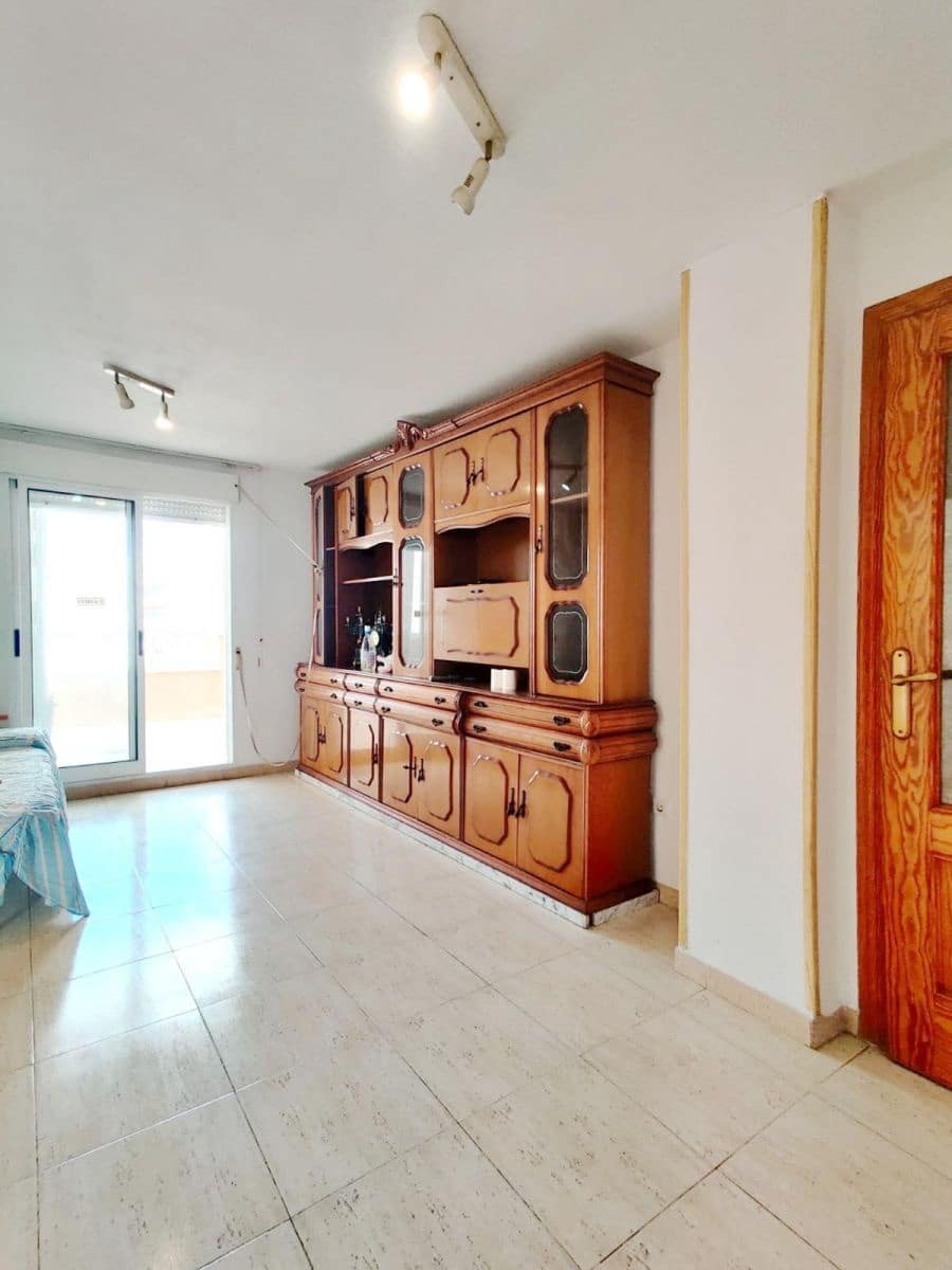 3 makuuhuone Kattohuoneisto myytävänä paikassa Torrevieja mukana uima-altaan - 160 000 € (Ref: 9786753)