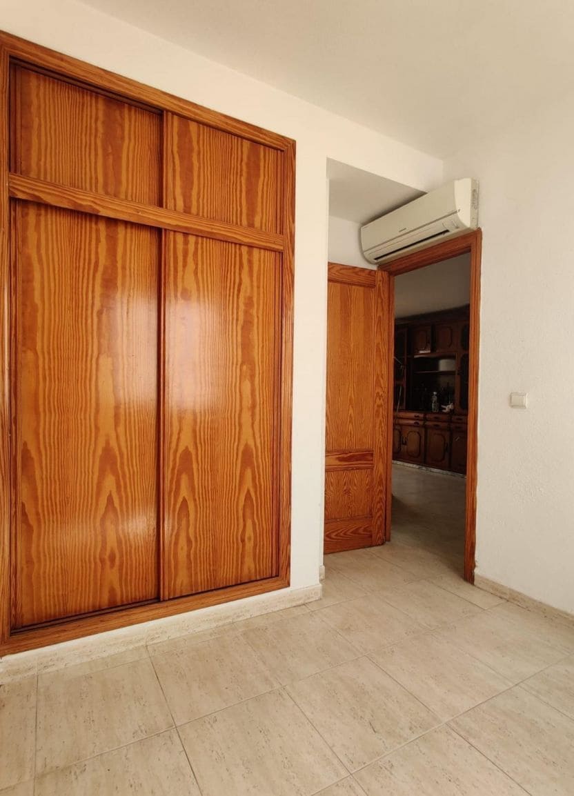 3 makuuhuone Kattohuoneisto myytävänä paikassa Torrevieja mukana uima-altaan - 160 000 € (Ref: 9786753)