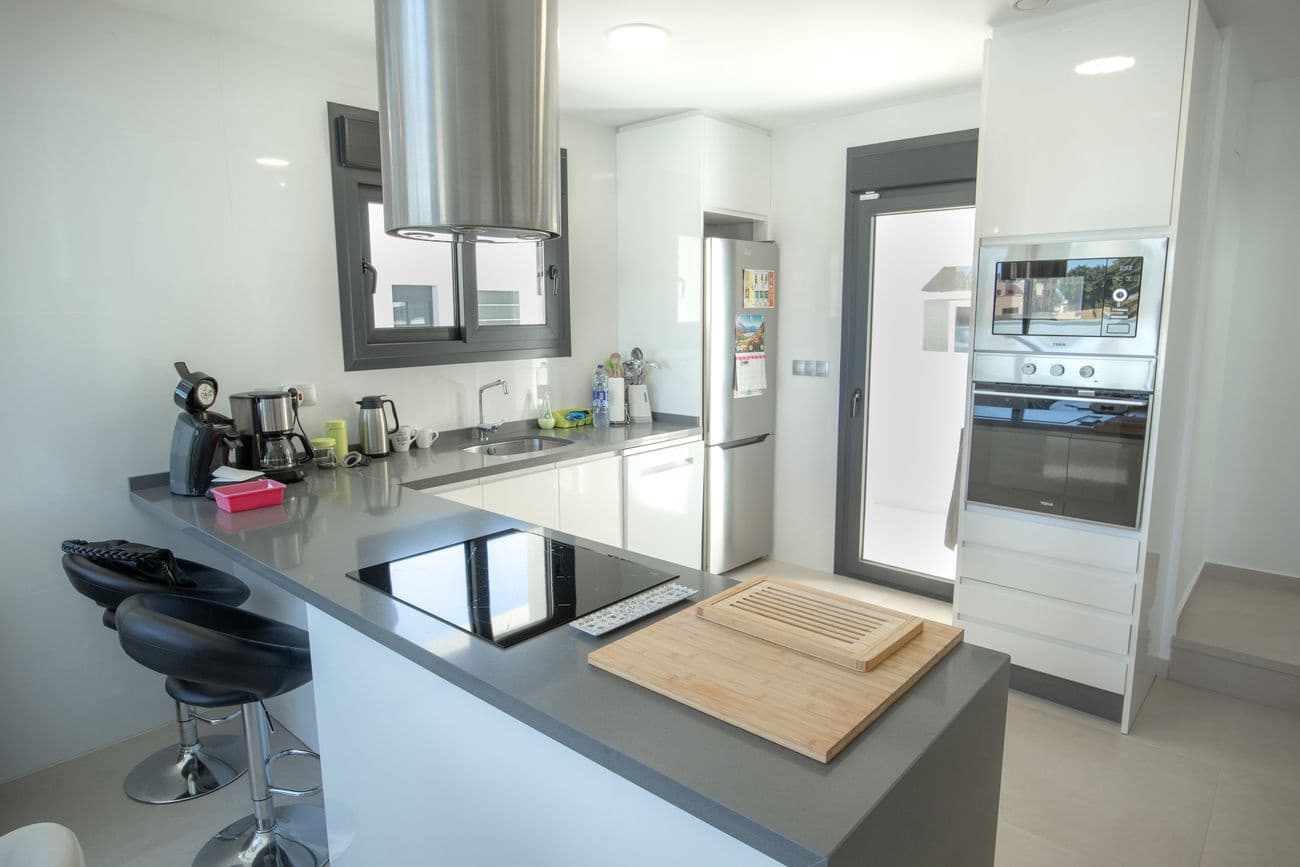 3 soveværelse Villa til salg i Daya Vieja med swimmingpool - € 379.000 (Ref: 9788731)