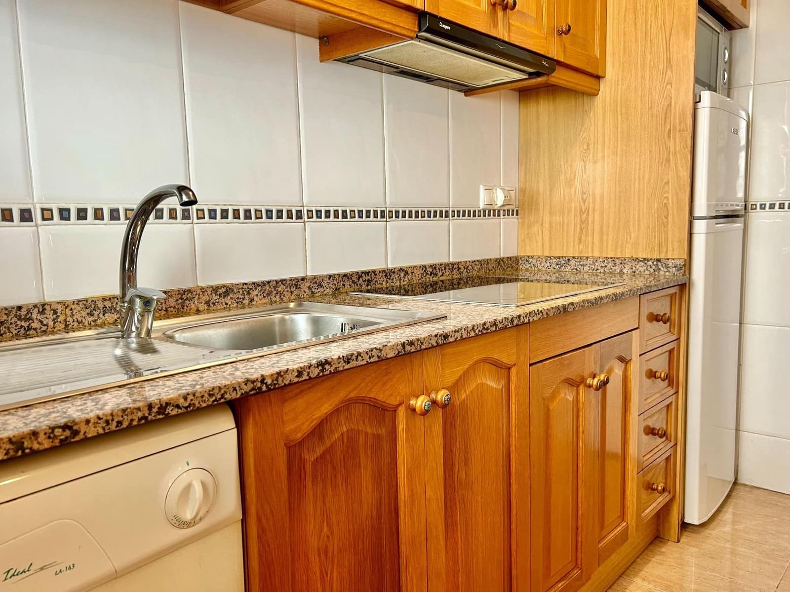 1 slaapkamer Appartement te koop in Torrevieja - € 89.000 (Ref: 9788734)