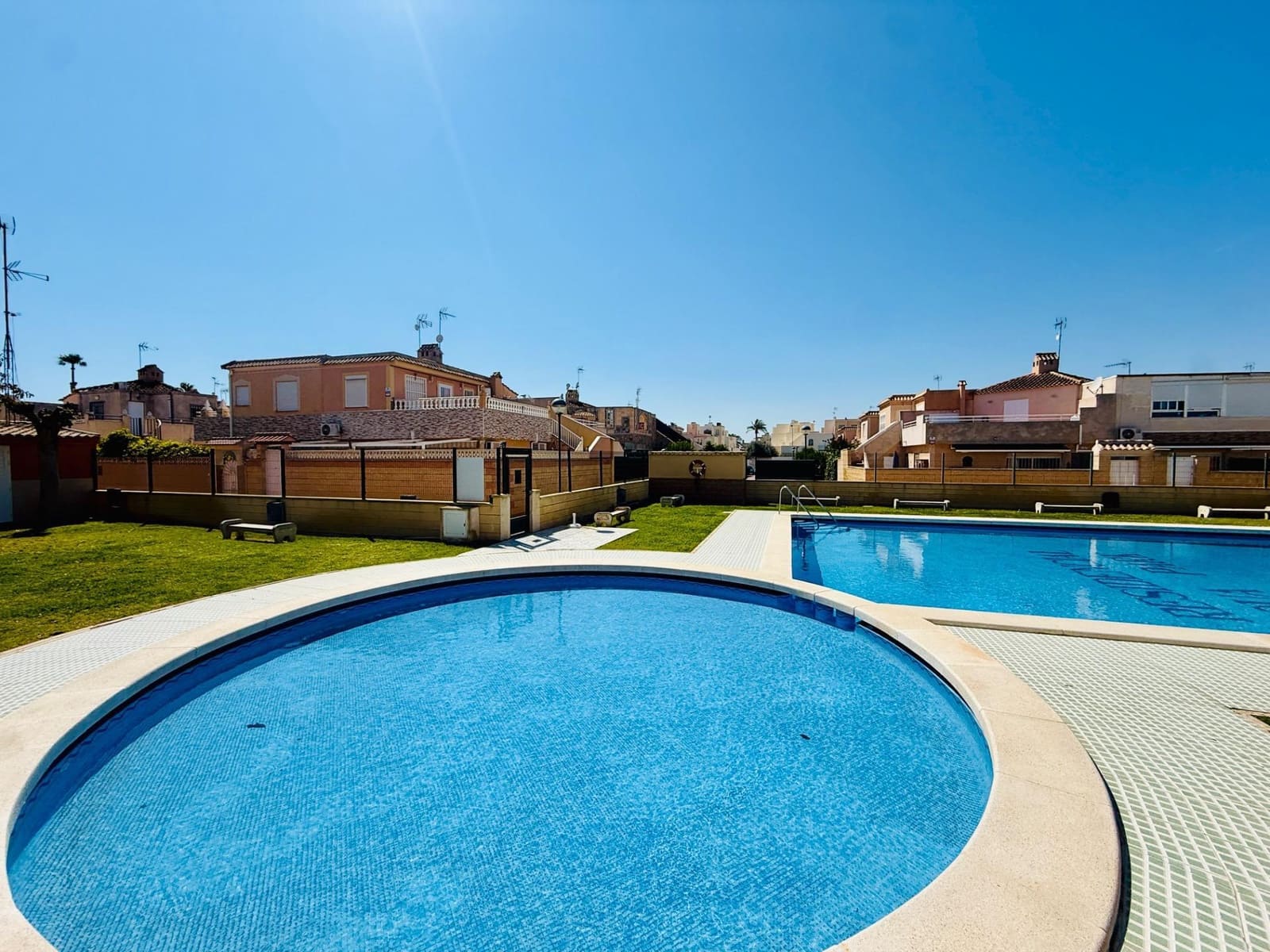 3 sovrum Hus till salu i Torrevieja med pool - 230 000 € (Ref: 9788739)
