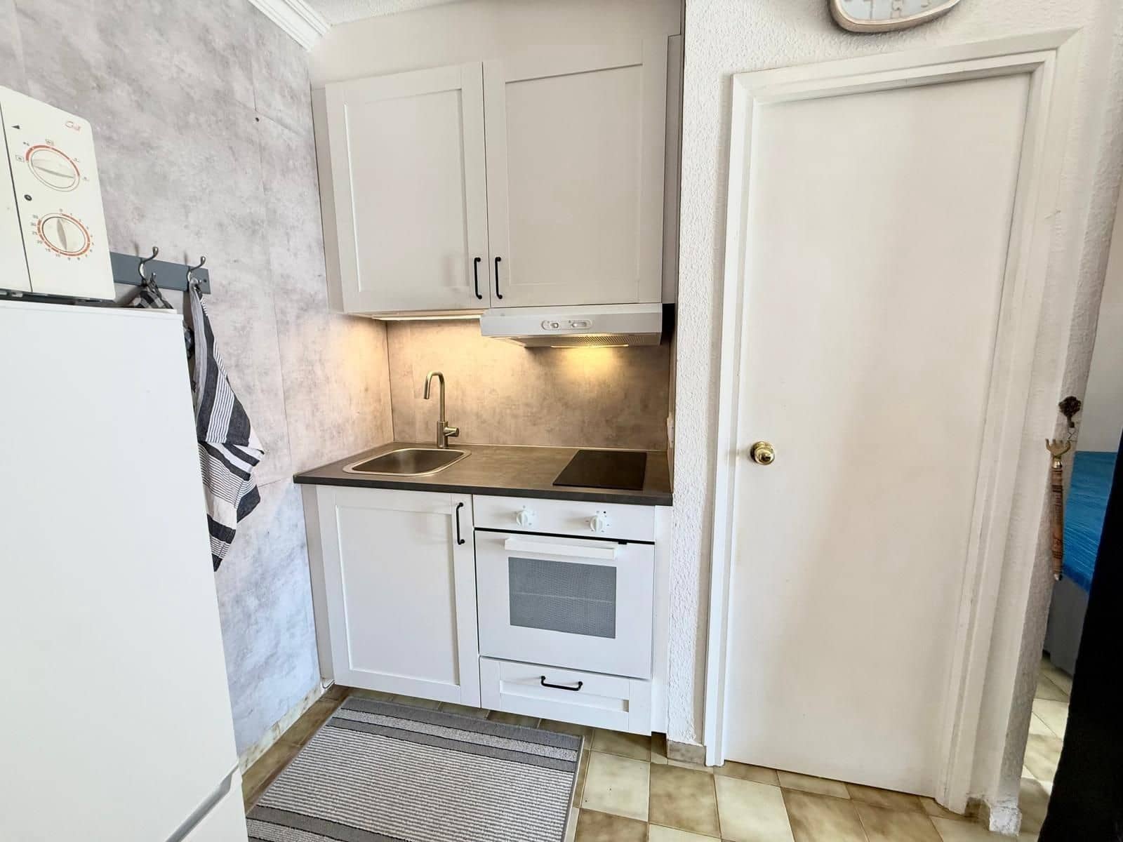 1 chambre Bungalow à vendre à Torrevieja avec piscine - 84 900 € (Ref: 9791233)