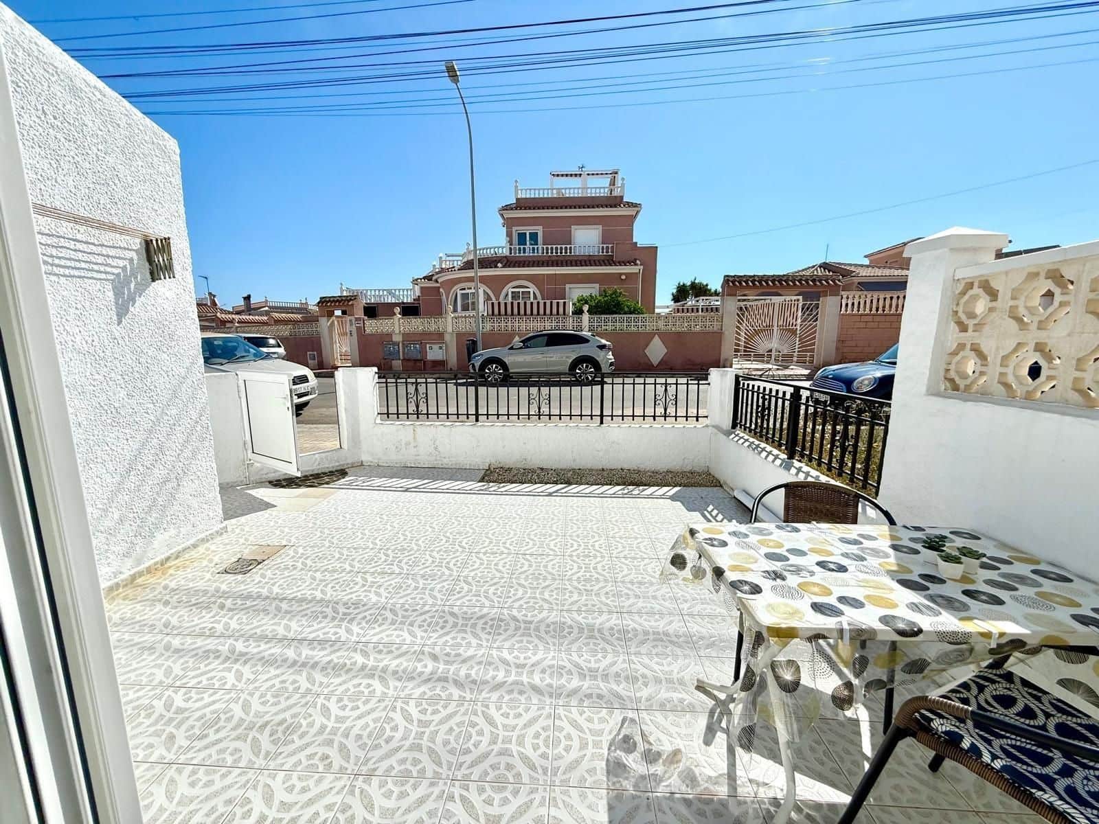 1 chambre Bungalow à vendre à Torrevieja avec piscine - 84 900 € (Ref: 9791233)
