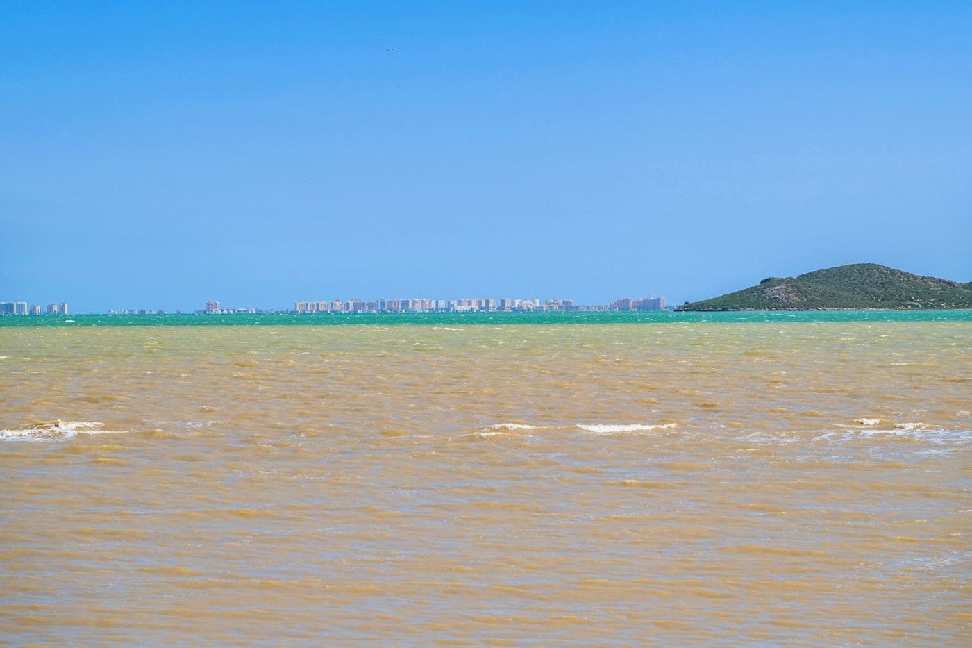 3 slaapkamer Bungalow te koop in Los Urrutias met garage - € 239.000 (Ref: 9791234)